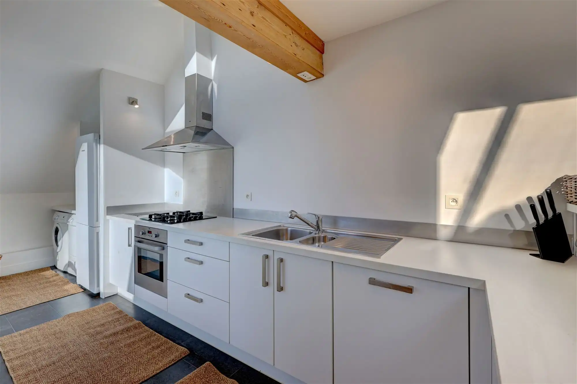 Gemeubeld appartement (173m²) op toplocatie in hartje Antwerpen met zonneterras foto 6