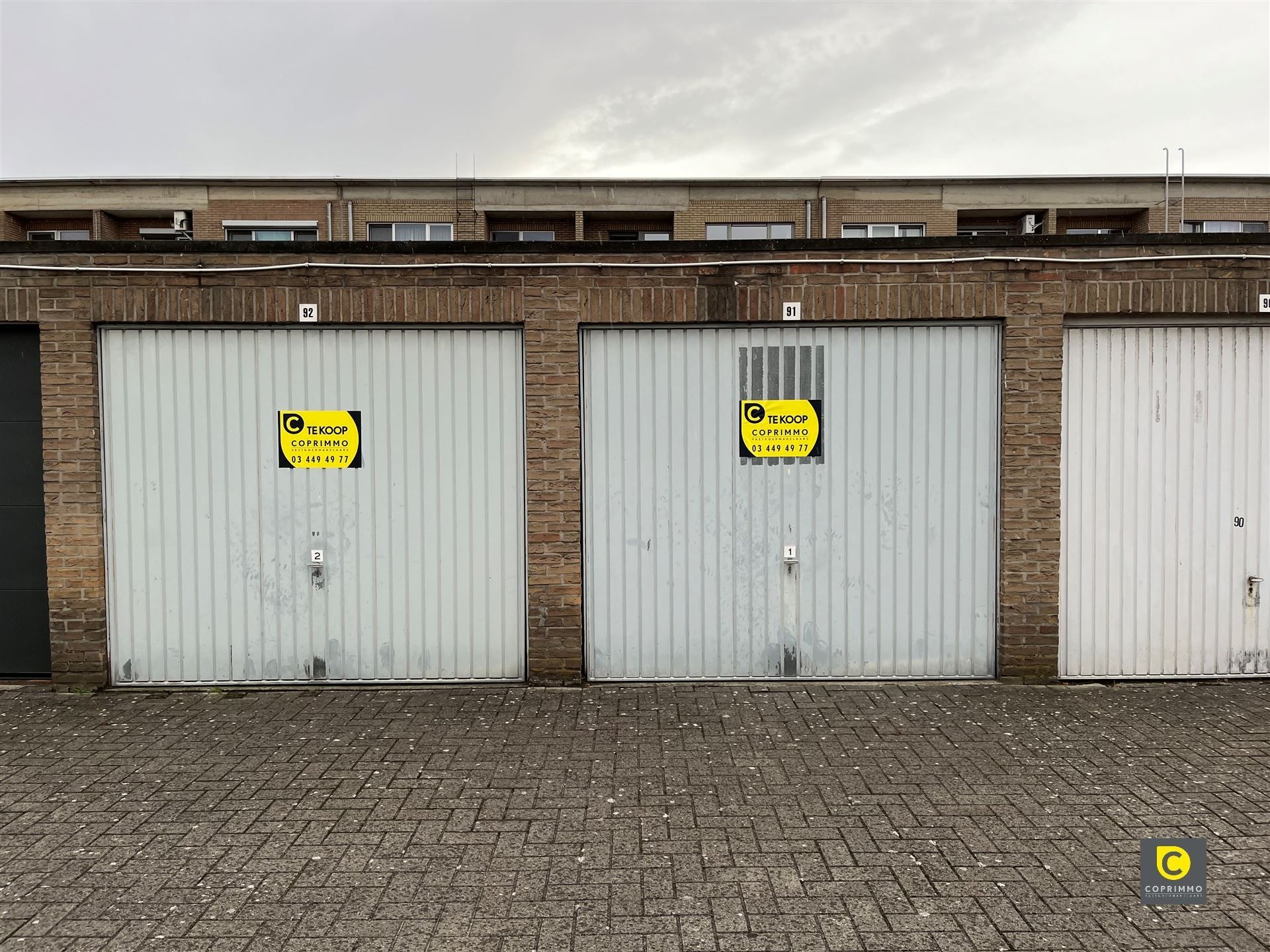 Centraal gelegen garagebox te Romeinse Put foto 4