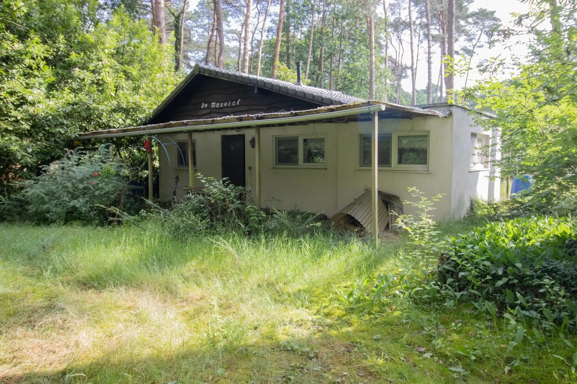 Bungalow met 2 slaapkamers op perceel van 885 m² foto 7