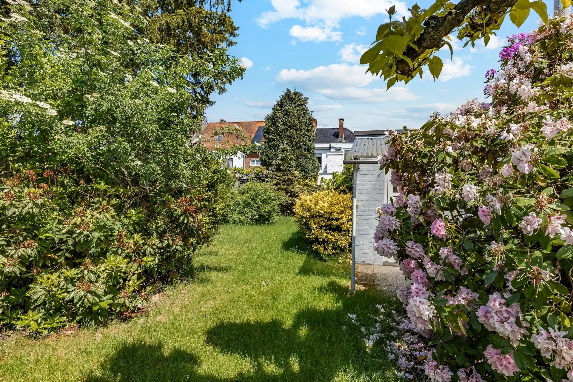 Te renoveren meergezinswoning met 2 woongelegenheden op toplocatie! foto 5