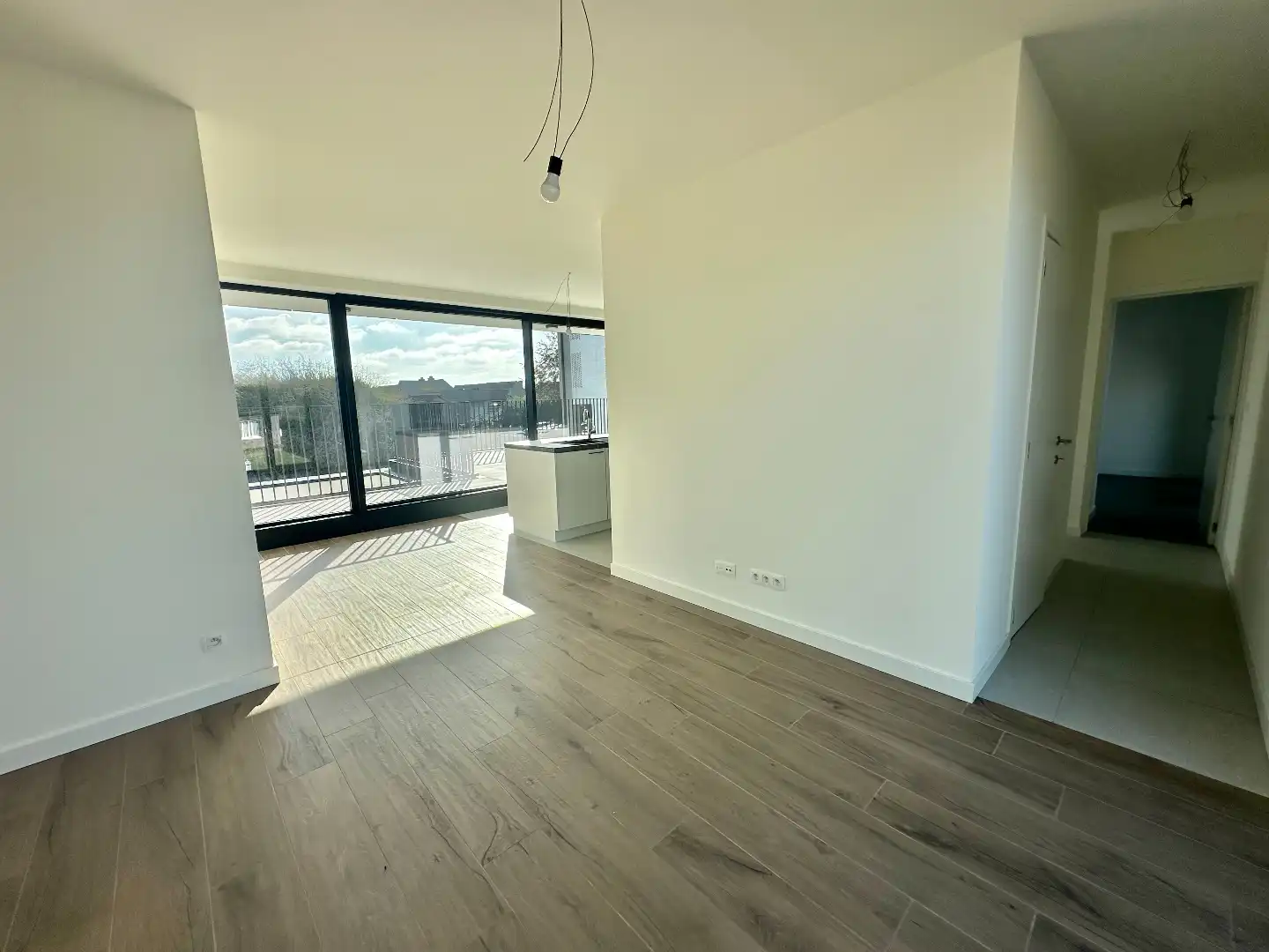 Prachtig nieuwbouwappartement op de 1ste verdieping met riant terras. foto 4