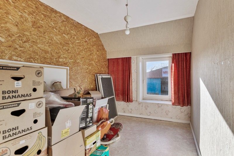 Alleenstaande woning met magazijn/loods TE KOOP in hartje Dentergem! foto 17