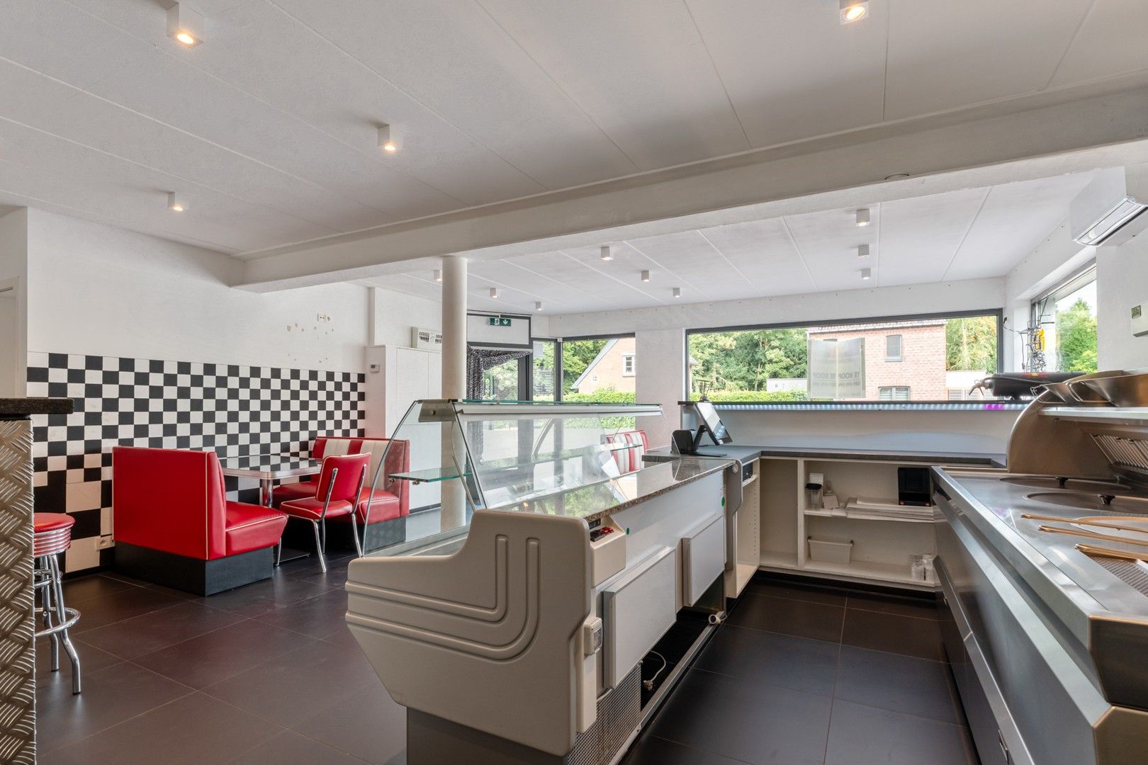 HANDELSPAND TE HUUR IN LANAKEN foto 7