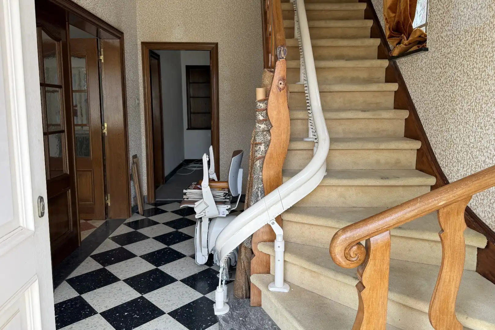 Ruime woning met vrijstaande garage en diepe tuin - rustig gelegen in stadsrand Tongeren foto 8