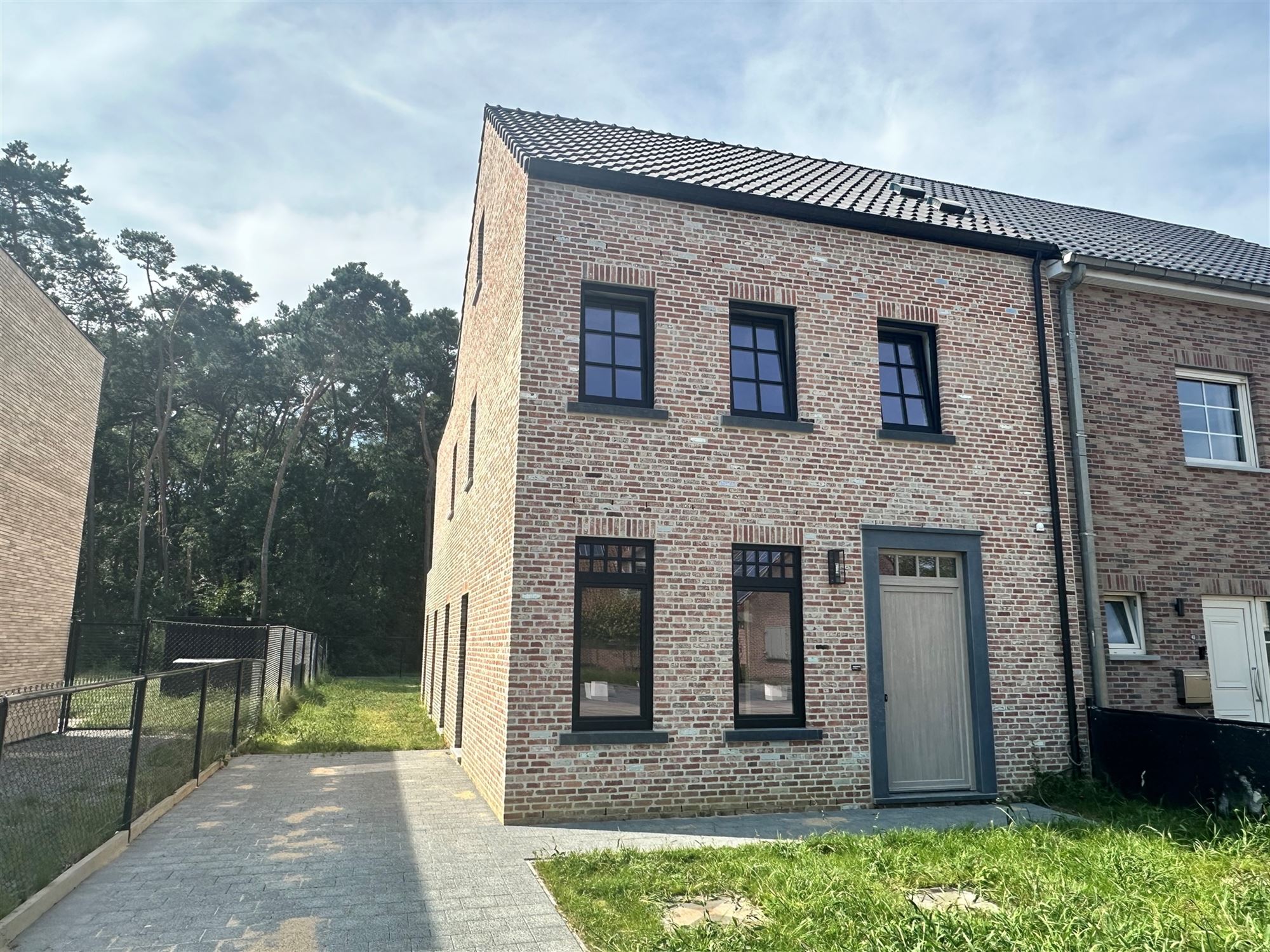 NIEUWBOUWWONING MET 4 SLAAPKAMERS EN RUIM PERCEEL TE OLMEN foto 24