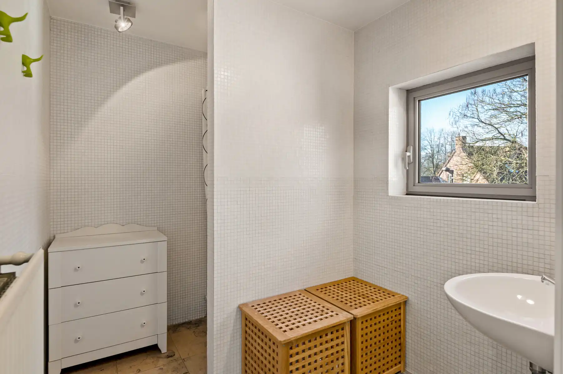 Moderne villa in een doodlopende straat vlakbij het centrum foto 23