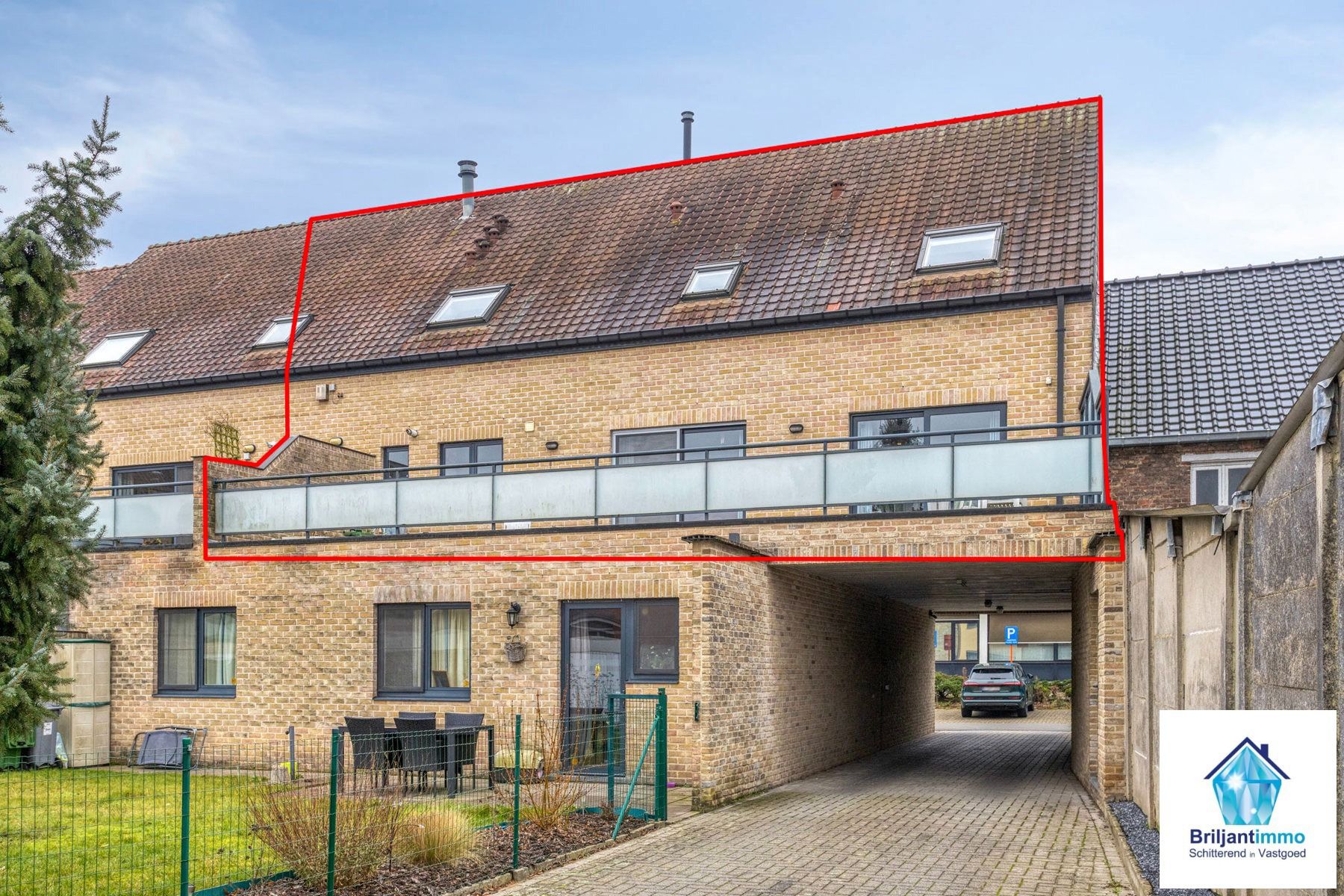 Licht, ruimte en rust in dit duplexapp met 2 slp en terras! foto {{pictureIndex}}