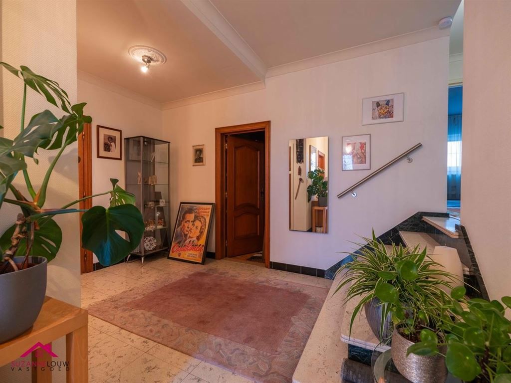 Goed onderhouden, op te frissen woning foto 12