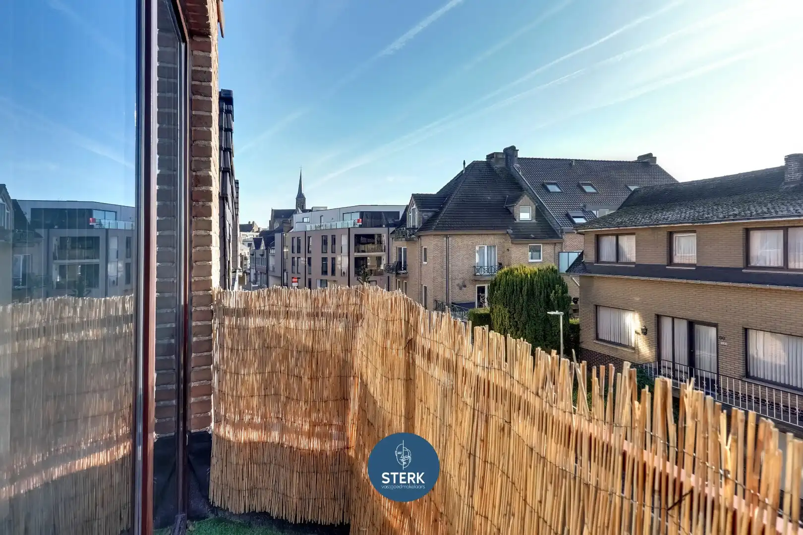 GERENOVEERD APPARTEMENT OP EEN TOPLOCATIE TE LANAKEN !  foto 17