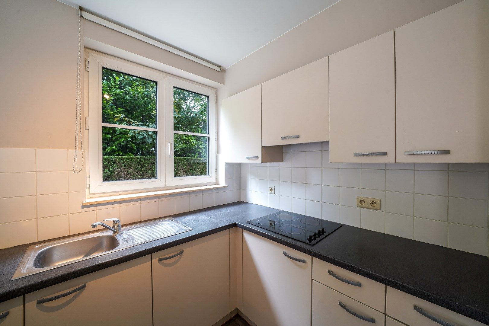 Instapklaar gelijkvloers appartement in centrum Oudenburg foto 7