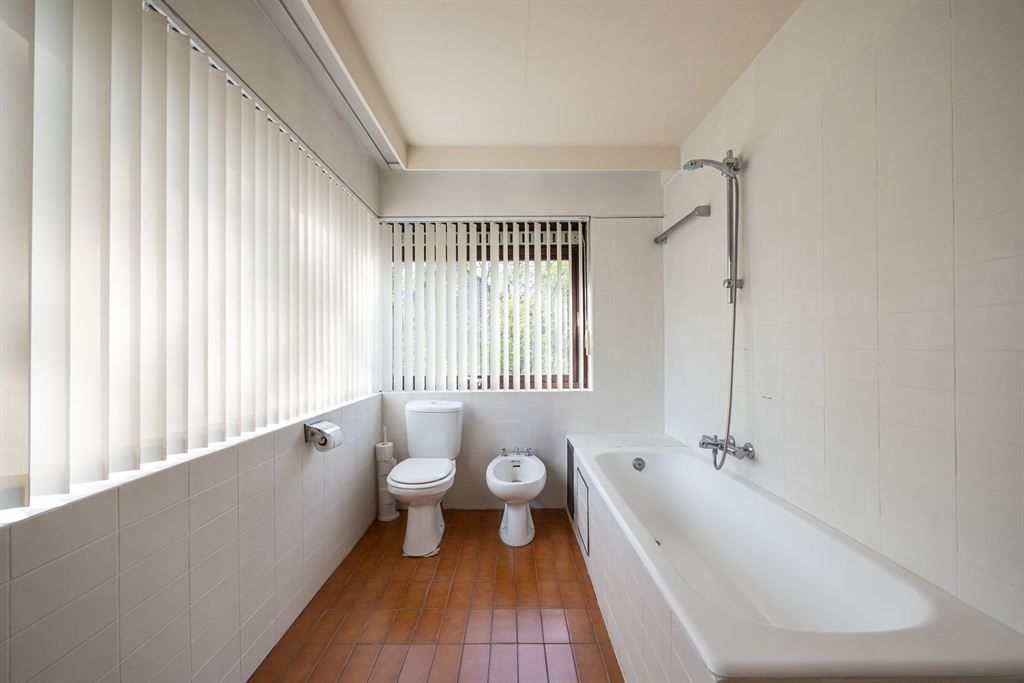 Moderne stijlvilla grenzend aan de landerijen van het kasteel van 's-Gravenwezel foto 15