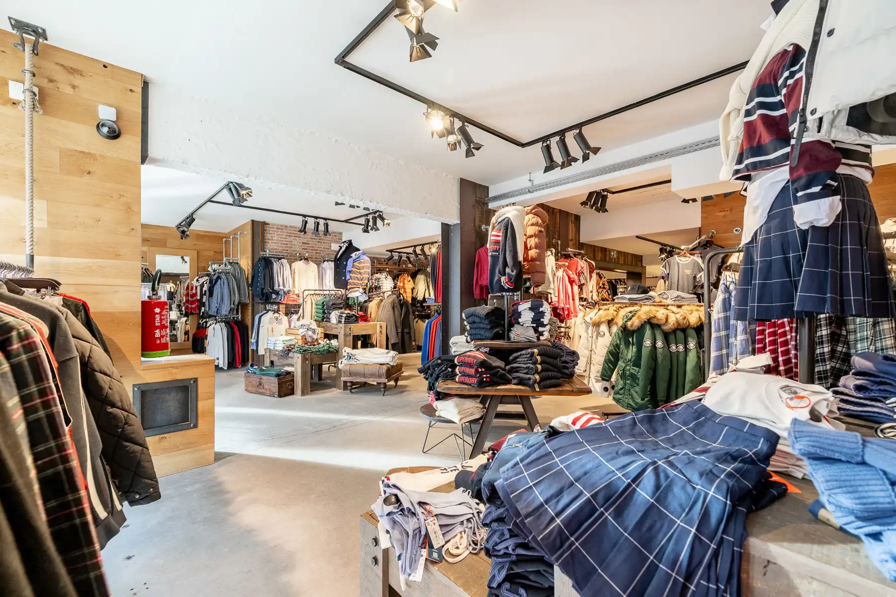 POP-UP - Handelspand te huur op toplocatie Albertplein vlakbij de Zeedijk foto 12