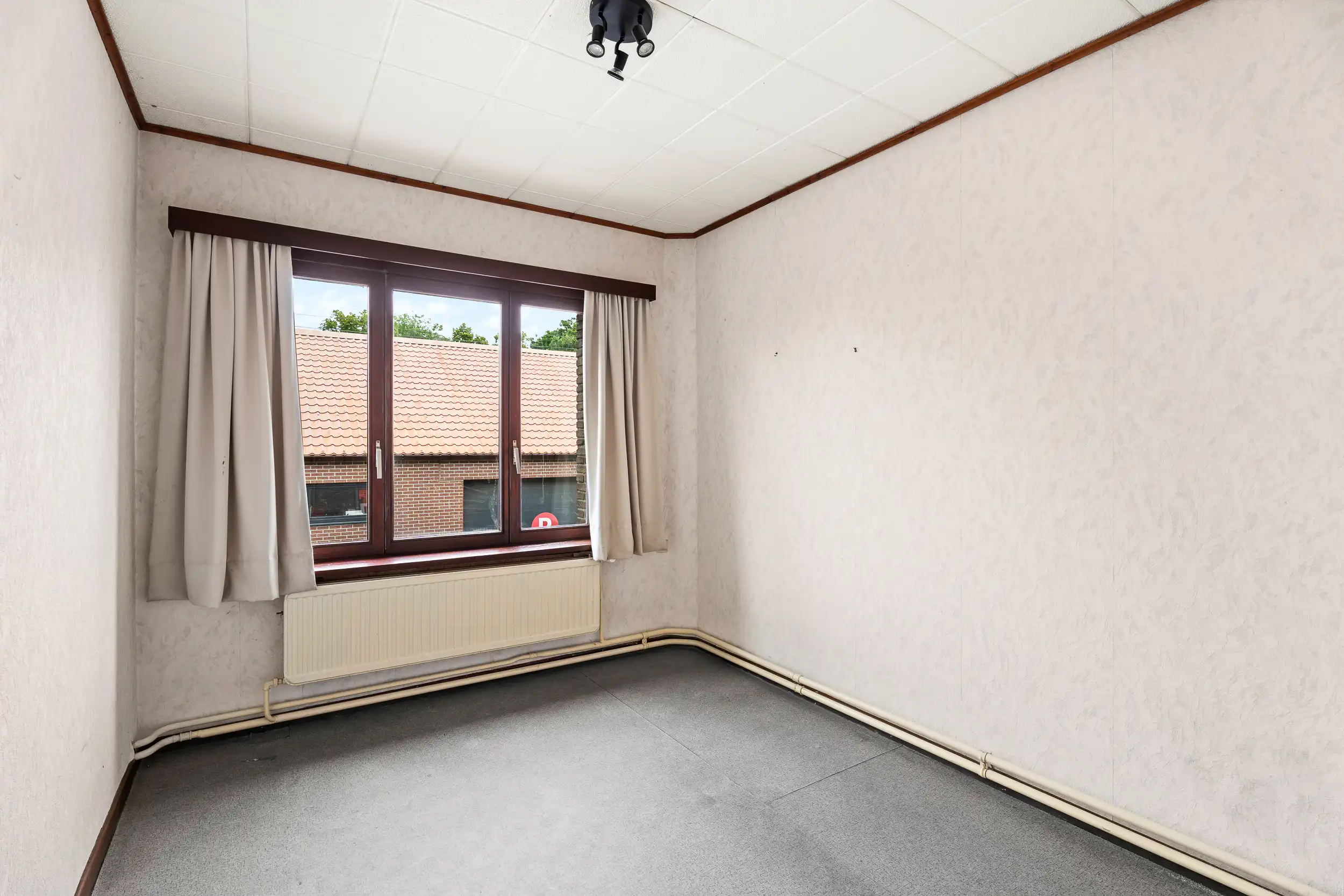 Te renoveren woning met ruime tuin in Gent foto 9