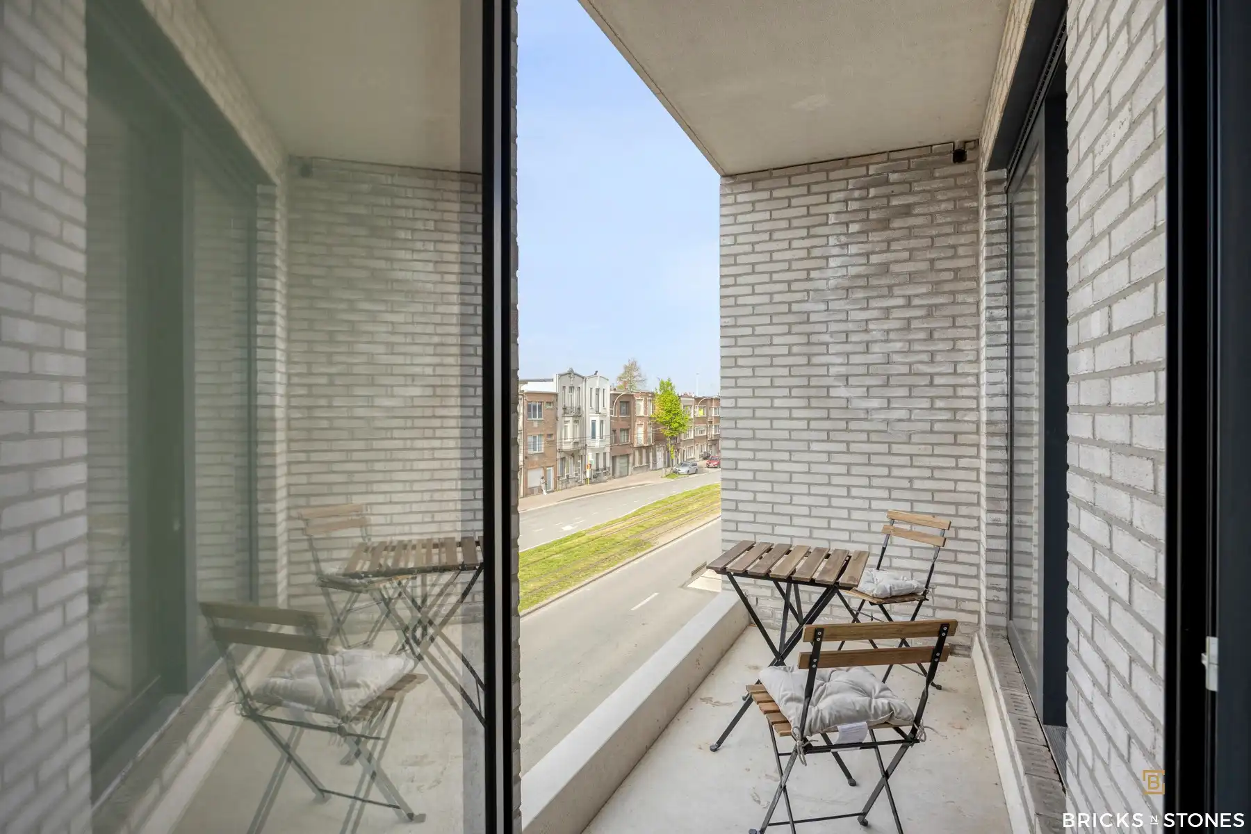 Luxe nieuwbouw appartement met 2 slaapkamers en terras foto 13
