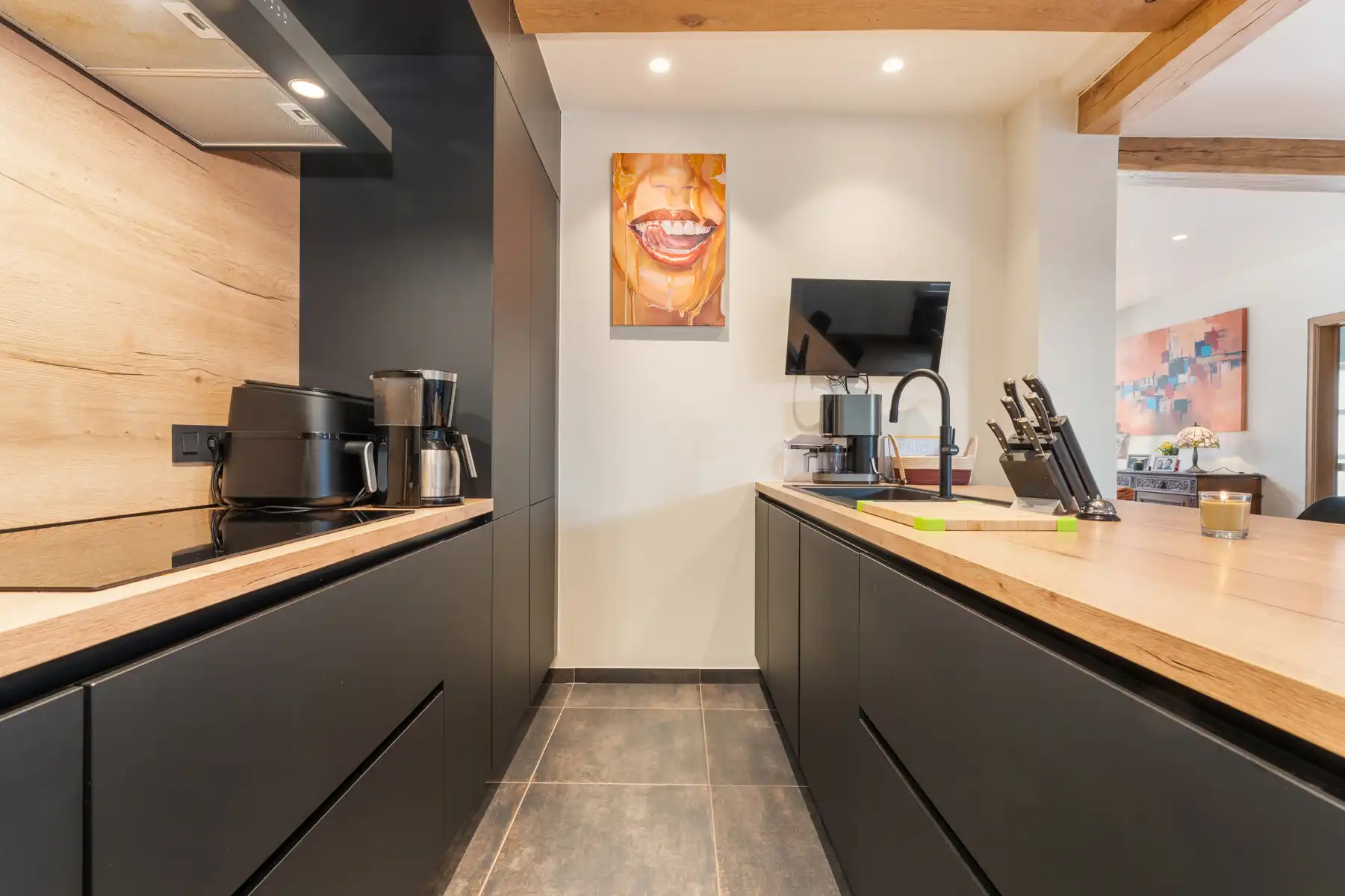 Charmante gerenoveerde woning met 3 slpk en 2 garages  foto 10