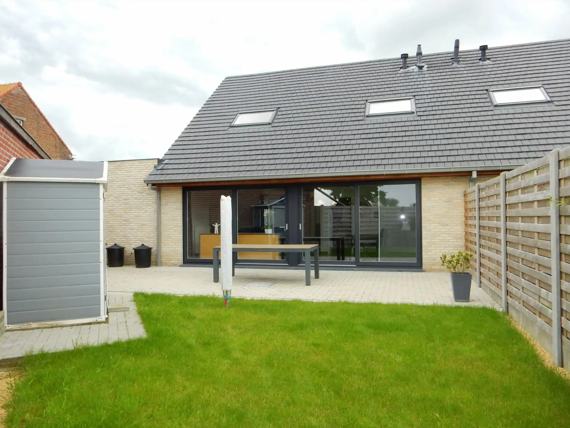 Te huur: ruime woning met 3 slaapkamers, tuin en garage foto 14