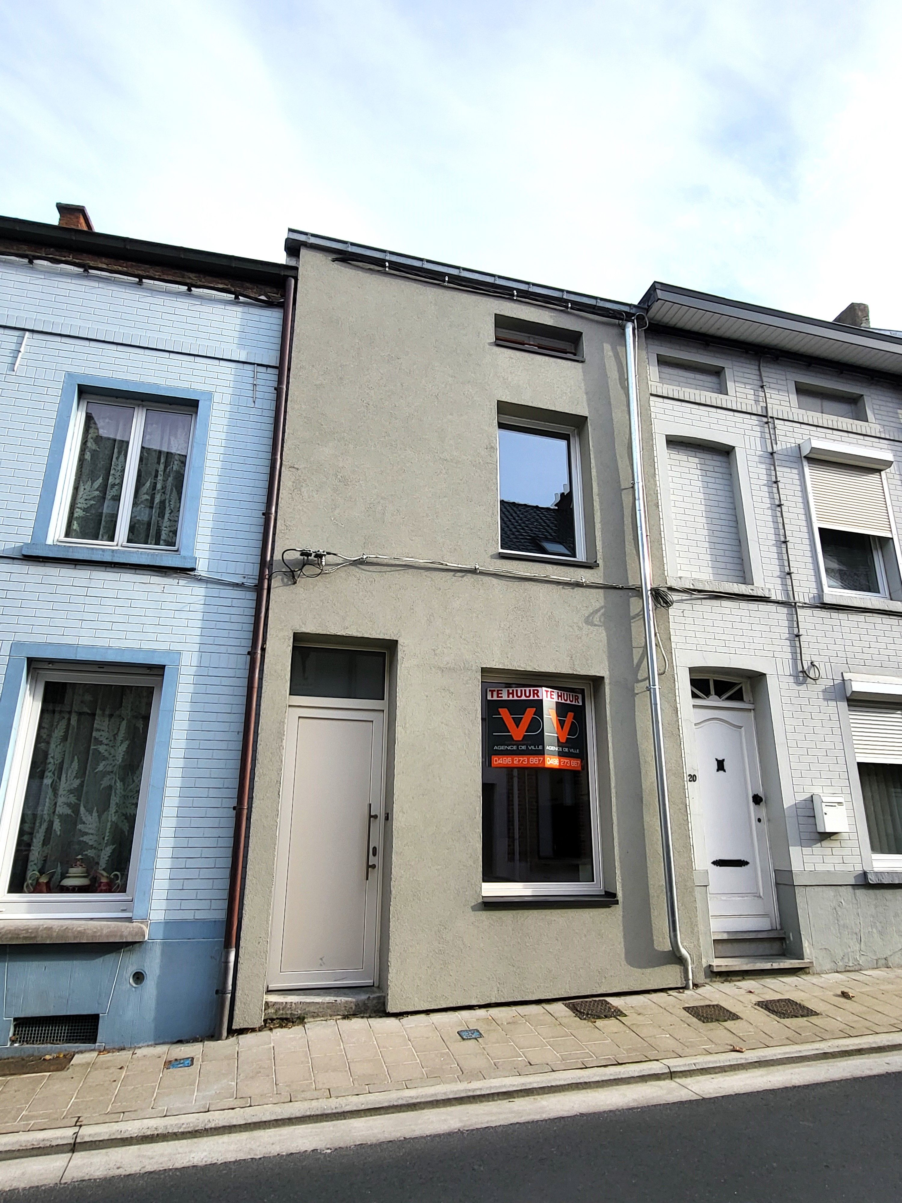 Deze volledig gerenoveerde woning (2025) biedt modern wooncomfort op een centrale ligging in het centrum, met winkels, scholen en openbaar vervoer op wandelafstand.  foto 26