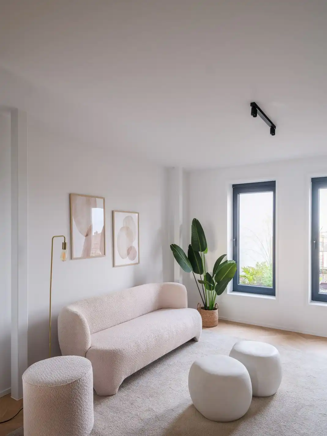 Stijlvol BEN‑appartement in unieke getransformeerde fabriekssite foto 2