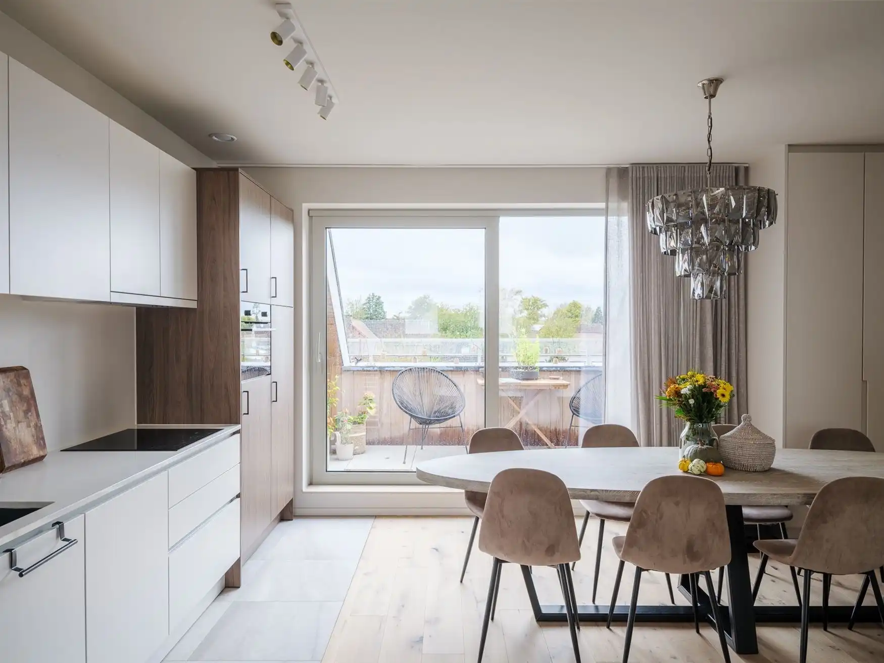 Energiezuinig, instapklaar appartement met terras. foto 4