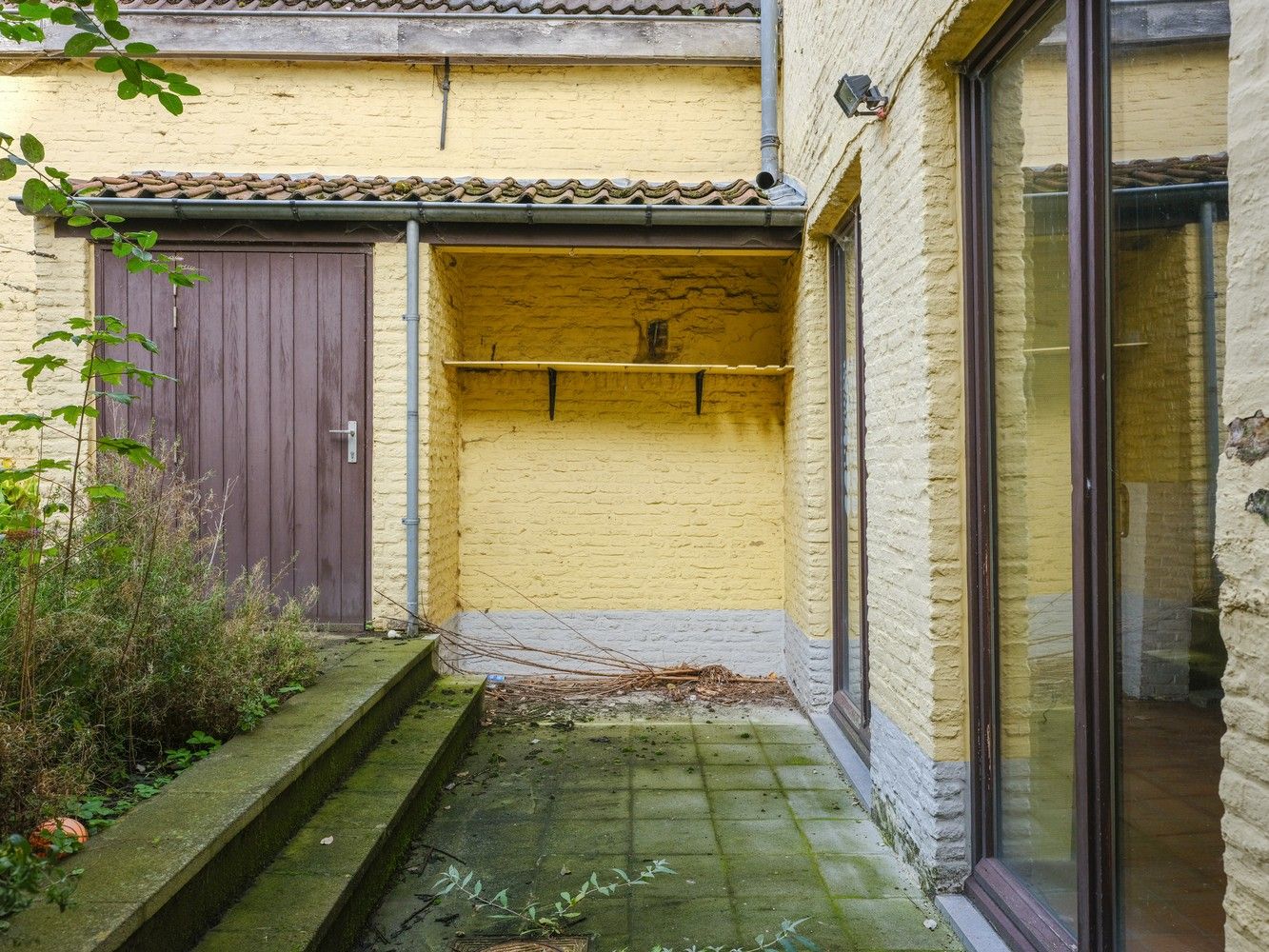 Te renoveren woning in hartje Brugge – Jouw kans om een stukje geschiedenis te bezitten! foto 10