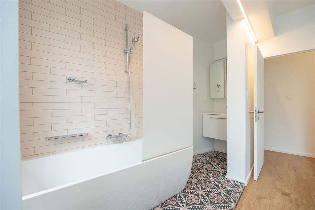 Charmant appartement met ensuite badkamer foto 12