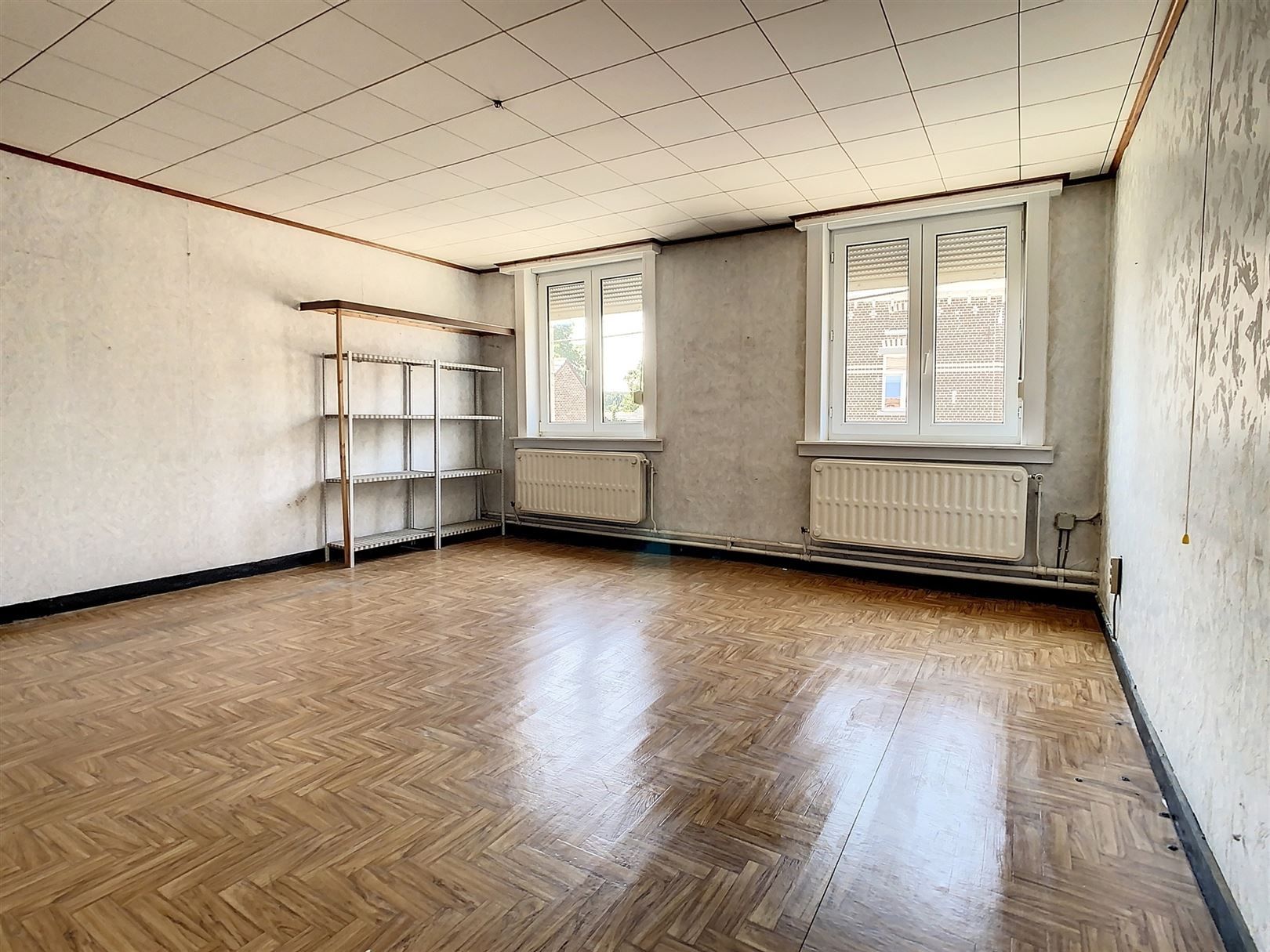 Karaktervolle vrijstaande woning, te renoveren, grote schuur, opp 15a 37ca foto 21