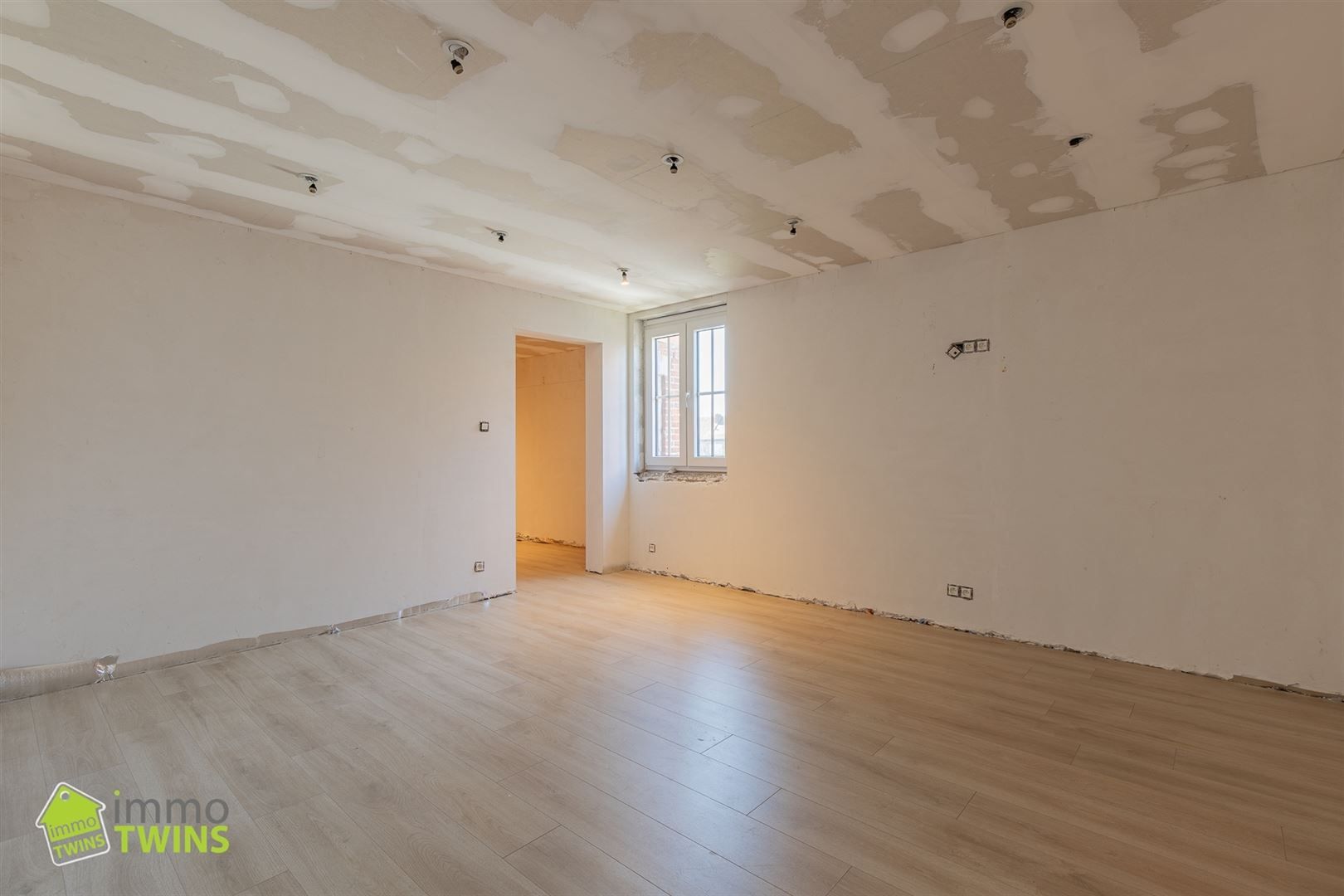 Ruim 3-SLK Huis op 610m² in Hartje Lokeren foto 17