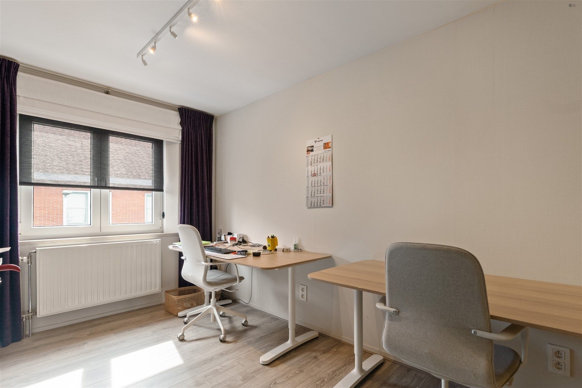 degelijk onderhouden atelier + woonst foto 13