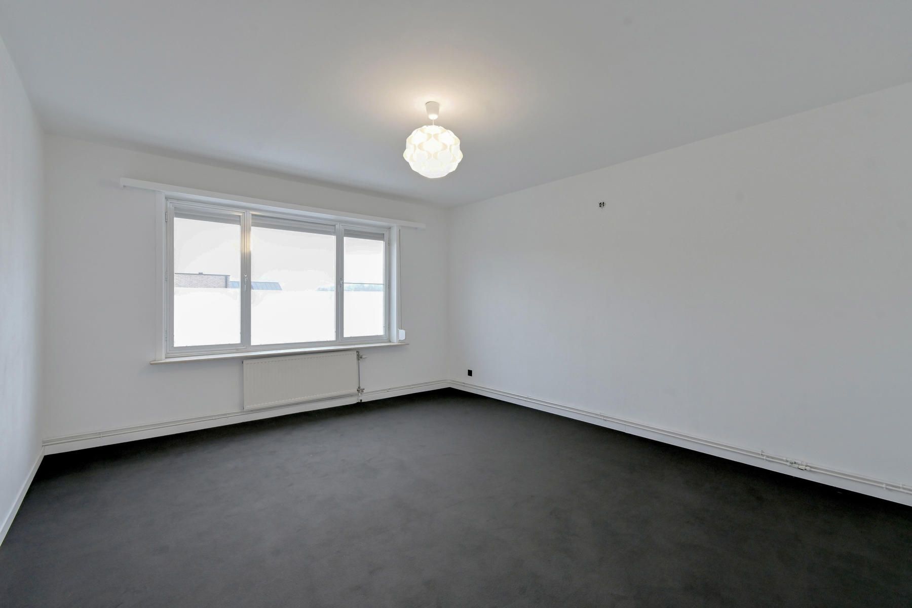 INSTAPKLAAR APPARTEMENT MET GARAGE foto 9