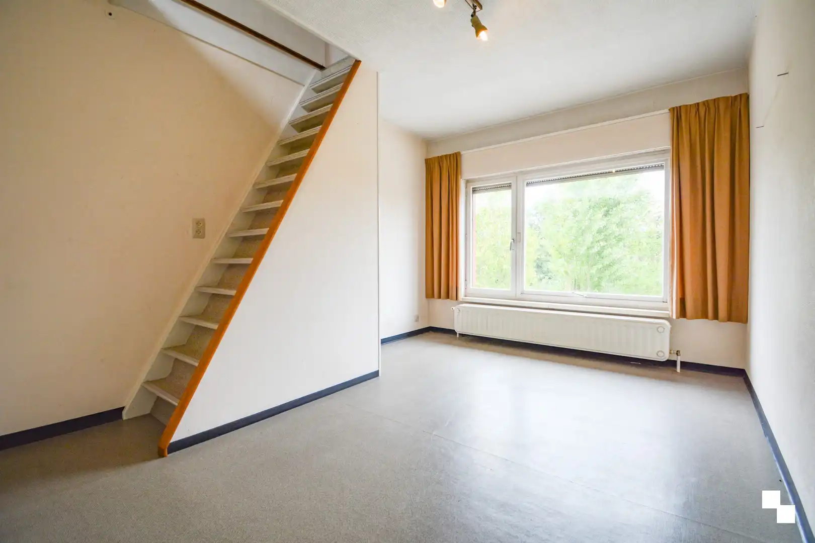 Verrassend ruime eengezinswoning met 5 slp te Roeselare foto 22