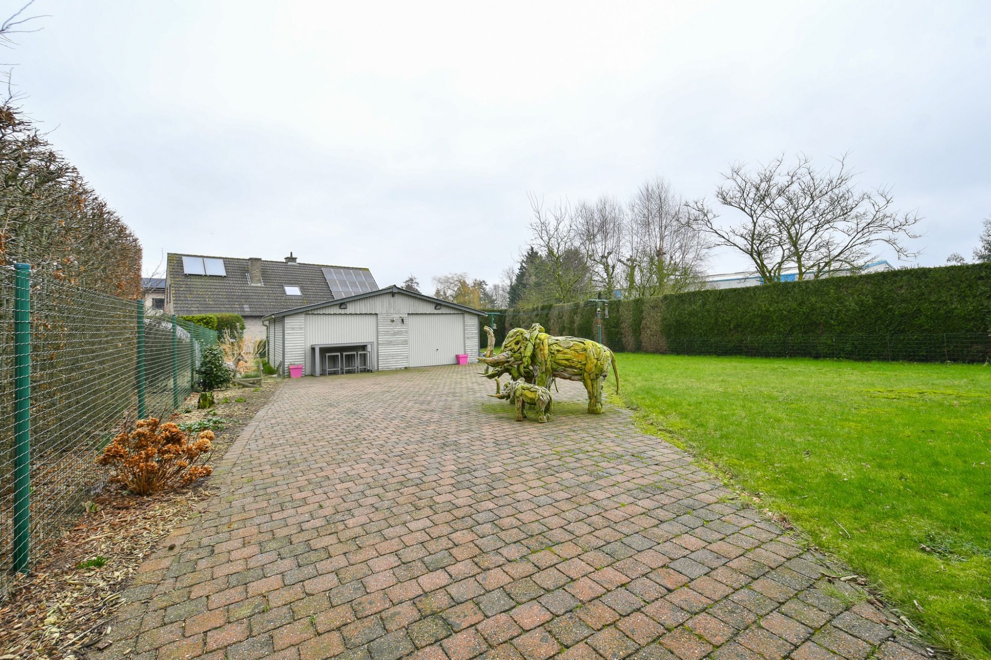 RUIME woning met grote tuin & tal van mogelijkheden op gunstige ligging foto 5