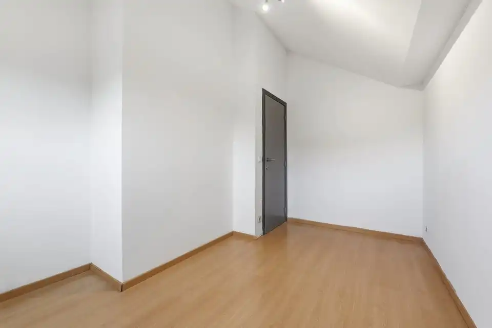 GEZELLIGE INSTAPKLARE GEZINSWONING MET 3 SLAAPKAMERS IN KOZEN foto 26