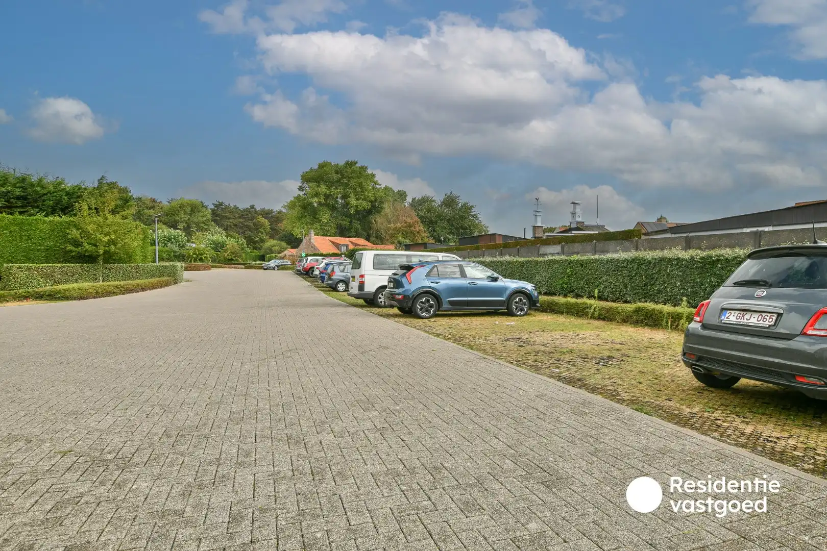 Te koop: 3 staanplaatsen aan Ibis Hotel De Haan  foto 5