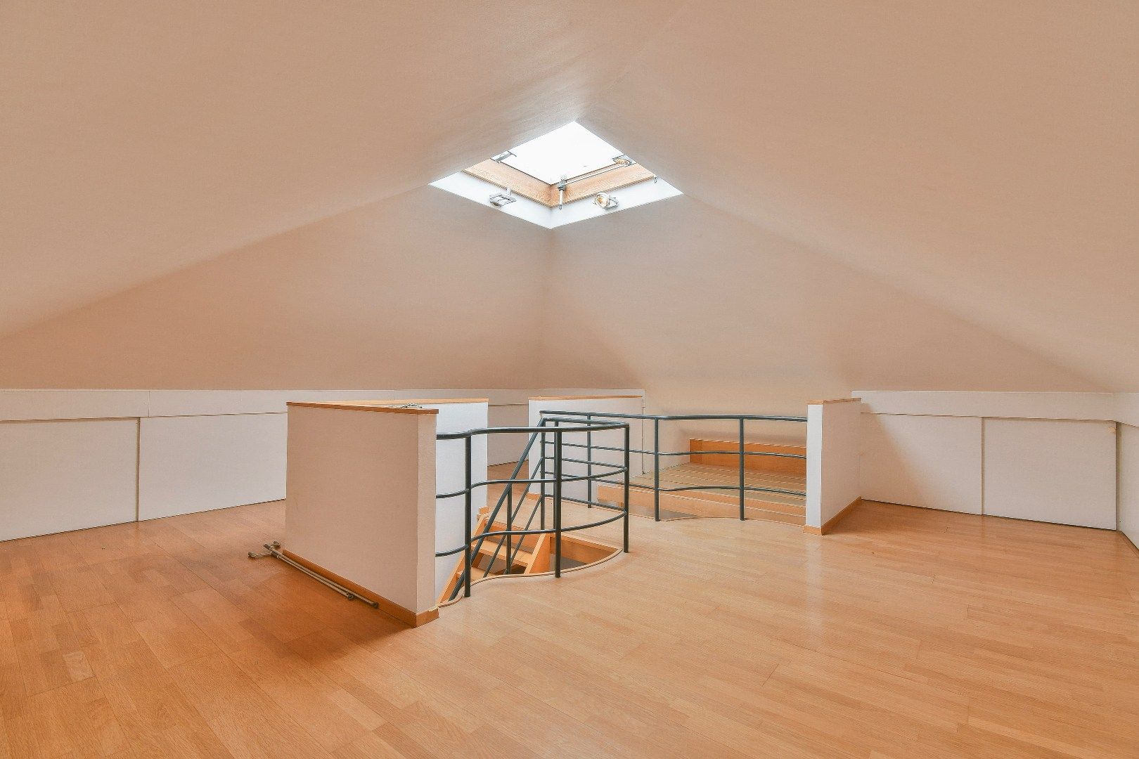 Prachtige Villa met Zwembad in het hartje van Oudenburg Te huur.  foto 26