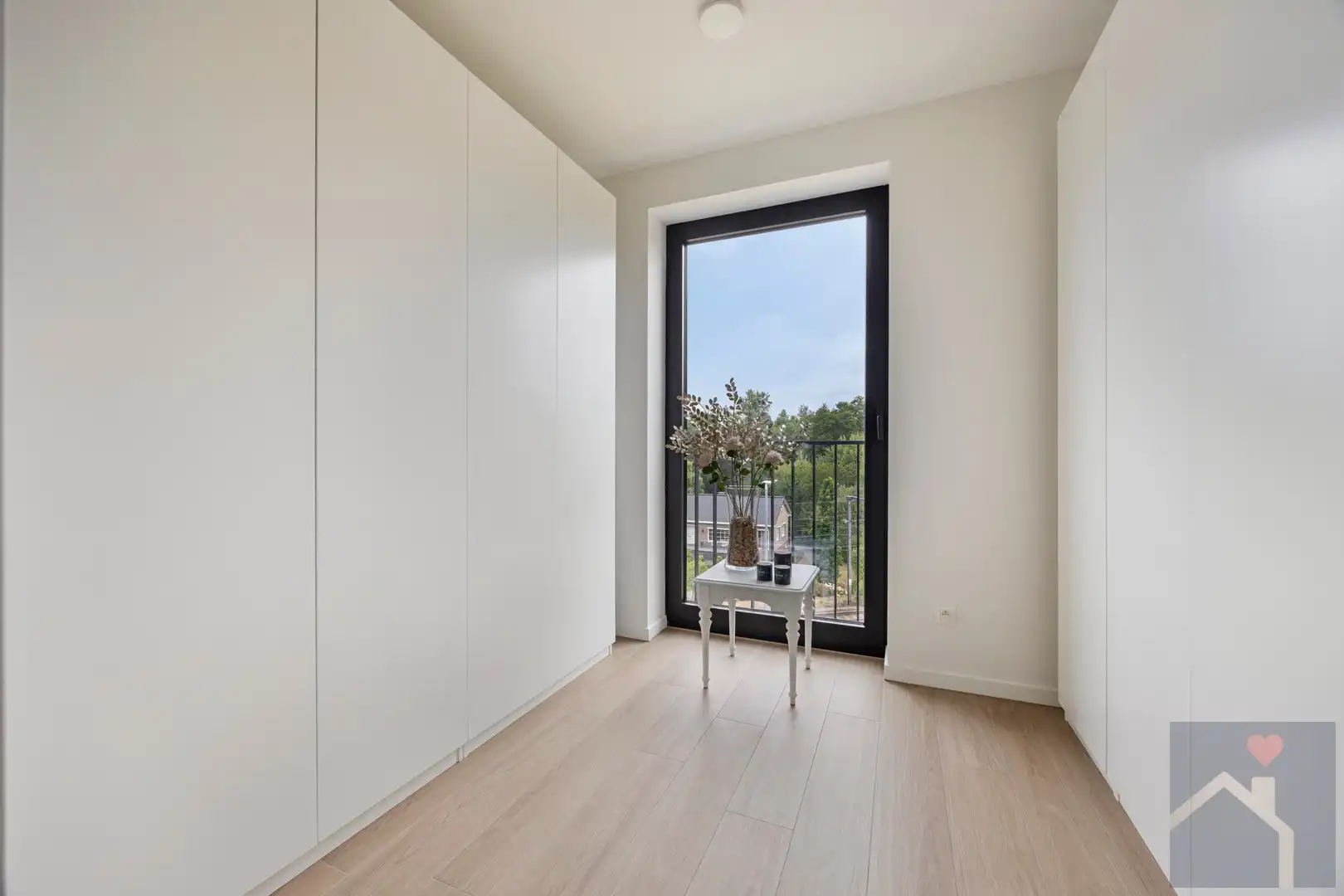 Luxe appartement op 3e verdieping met 2 slaapkamers, terras van 21 vierkantemeter en moderne afwerking in 2025! foto 16