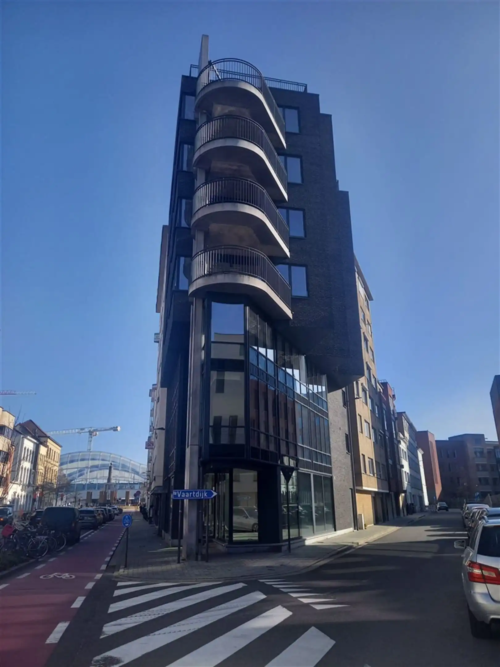 Kantoorgebouw foto 2