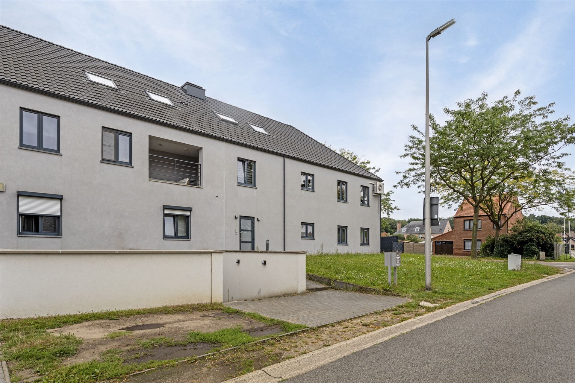 UItzonderlijk ruim duplex appartement van 164 m² foto 1