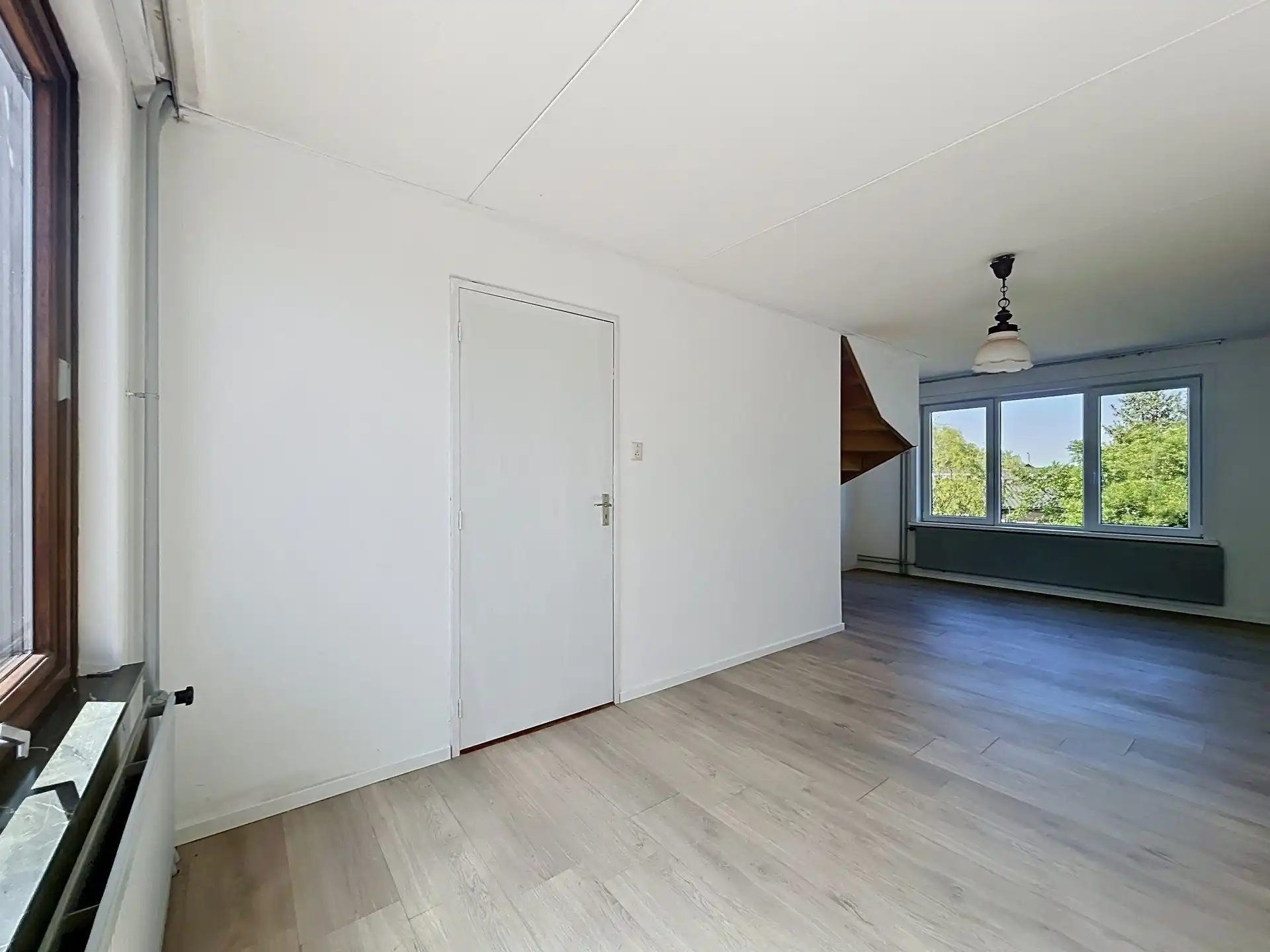 instapklare gezinswoning met 3 slaapkamers en garage op toplocatie foto 11