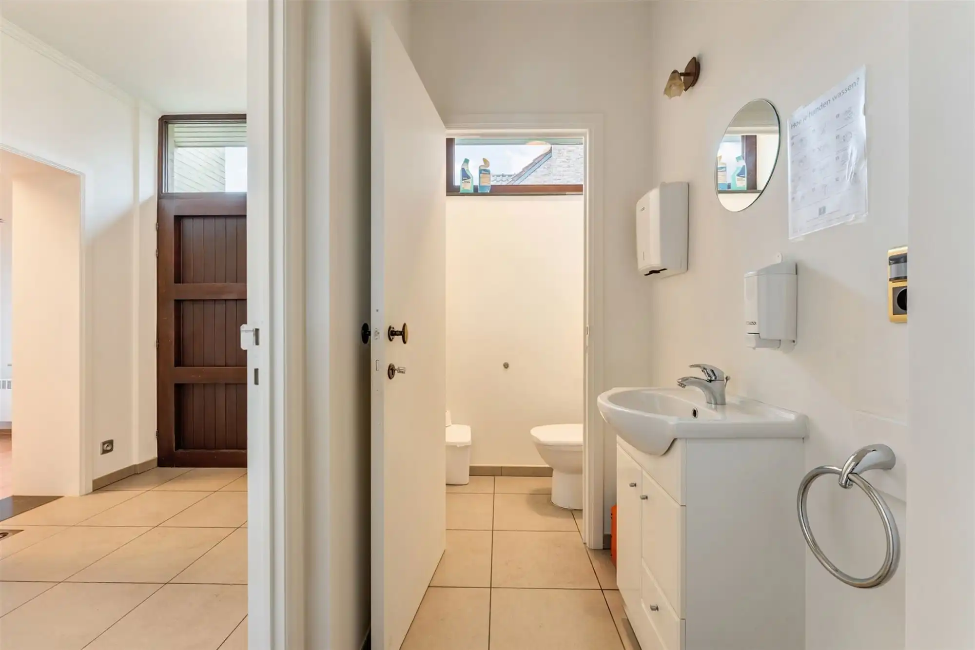 HANDELSPAND MET GOEDE VISIBILITEIT EN RUIME PARKING MET BOVENLIGGEND APPARTEMENT IN HEUSDEN-ZOLDER foto 9