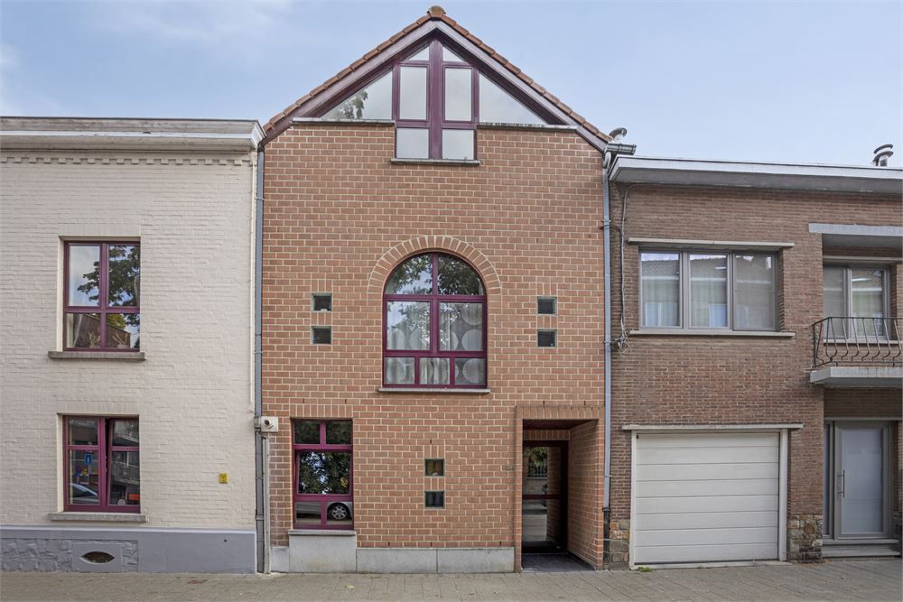 Gelijkvloers appartement in kleine residentie foto 2