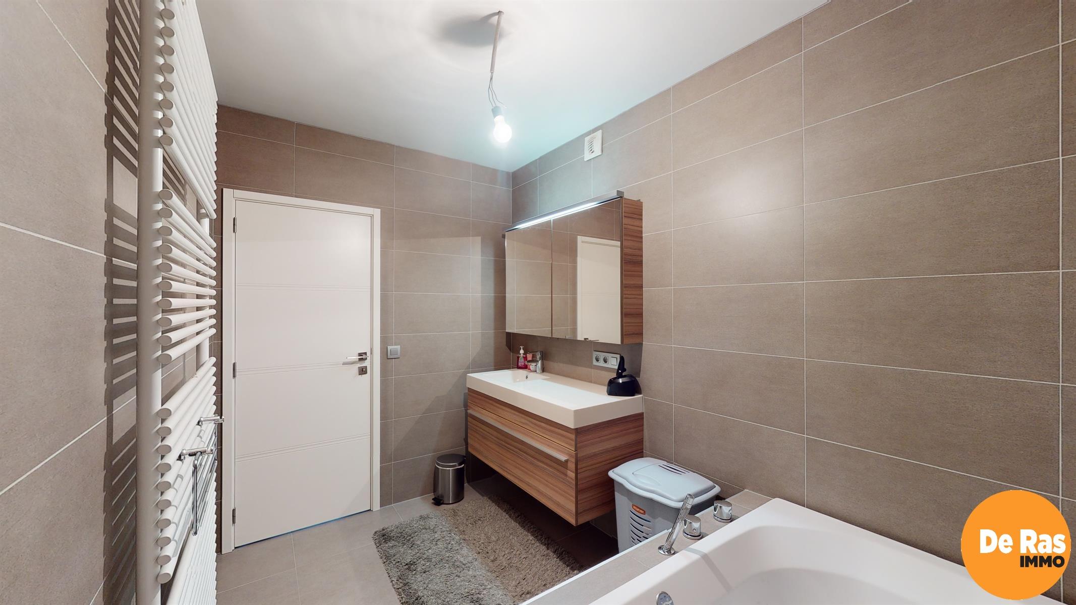 SINT-LIEVENS-HOUTEM - Exclusief duplexappartement vlakbij het centrum foto 18