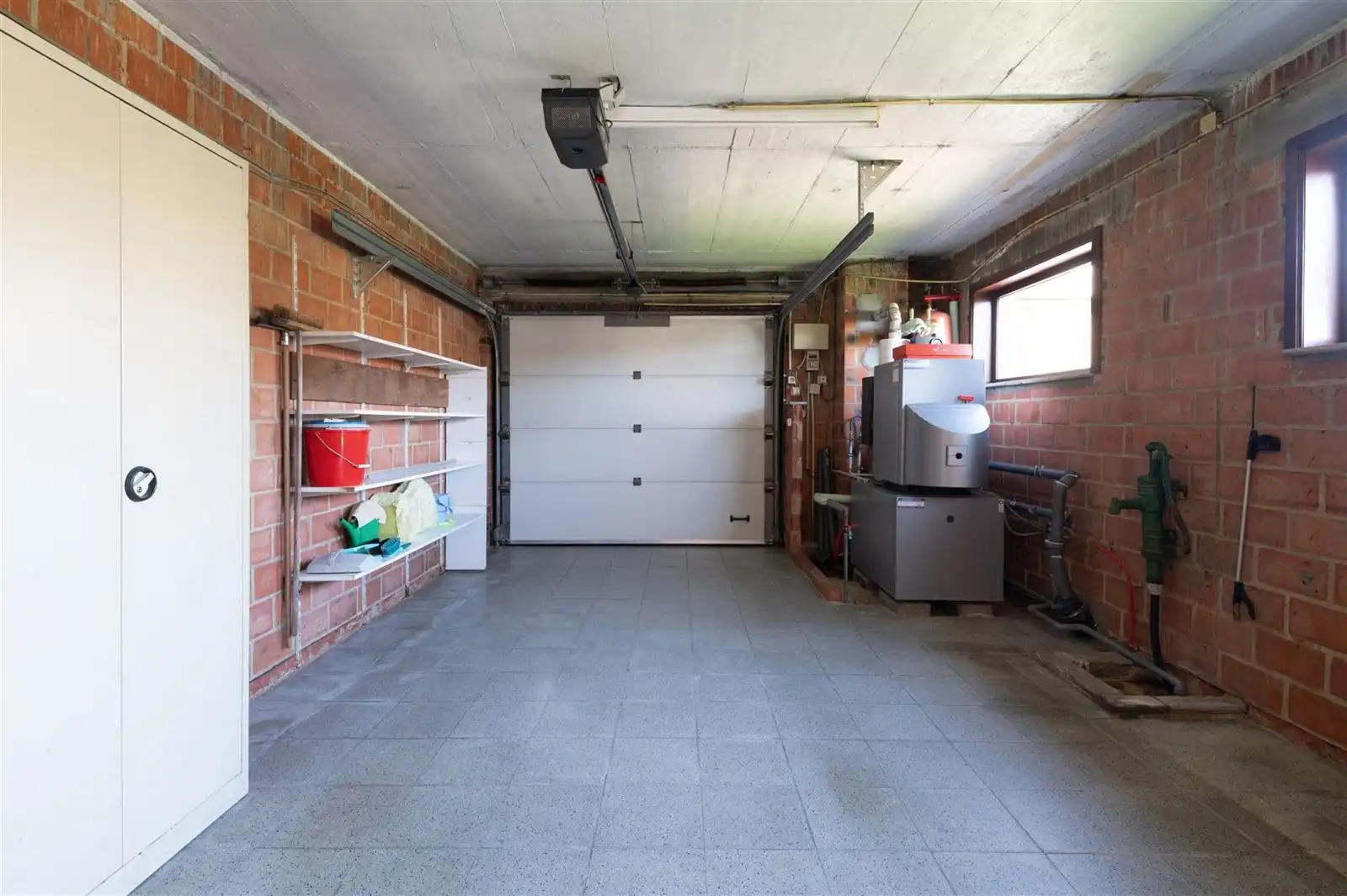 villa bungalow met tuin en aparte garage op +/- 10are foto 20