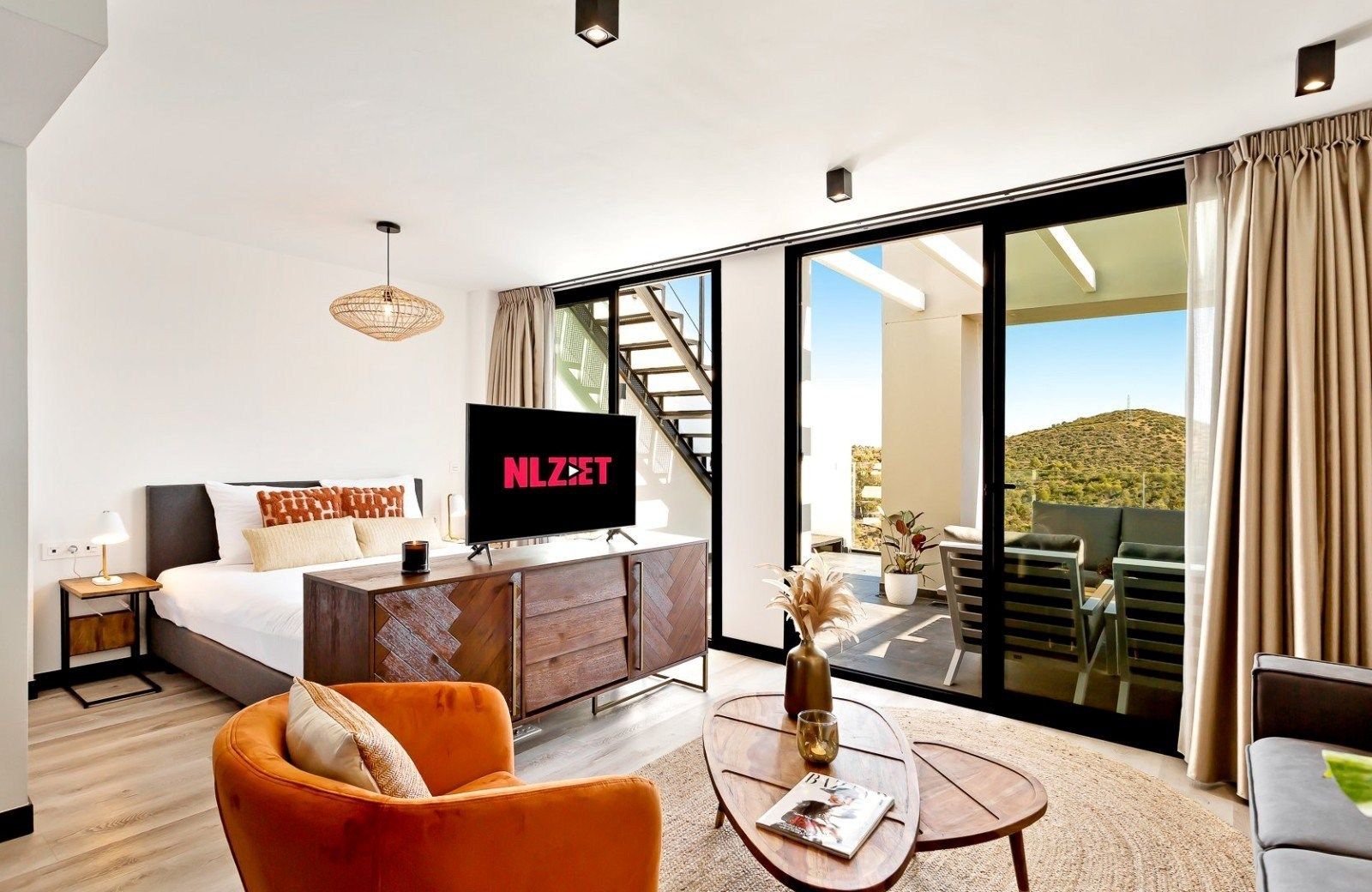 Penthouse Loft met spectaculair dakterras te Mijas (Malaga) Spanje foto {{pictureIndex}}