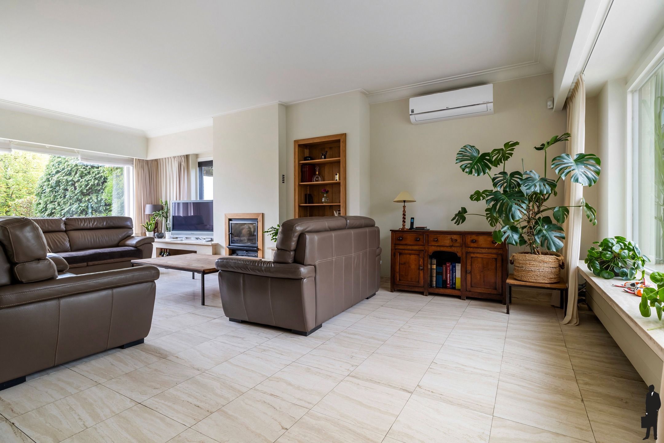 Villa met binnenzwembad, royale tuin en perfecte ligging foto 8