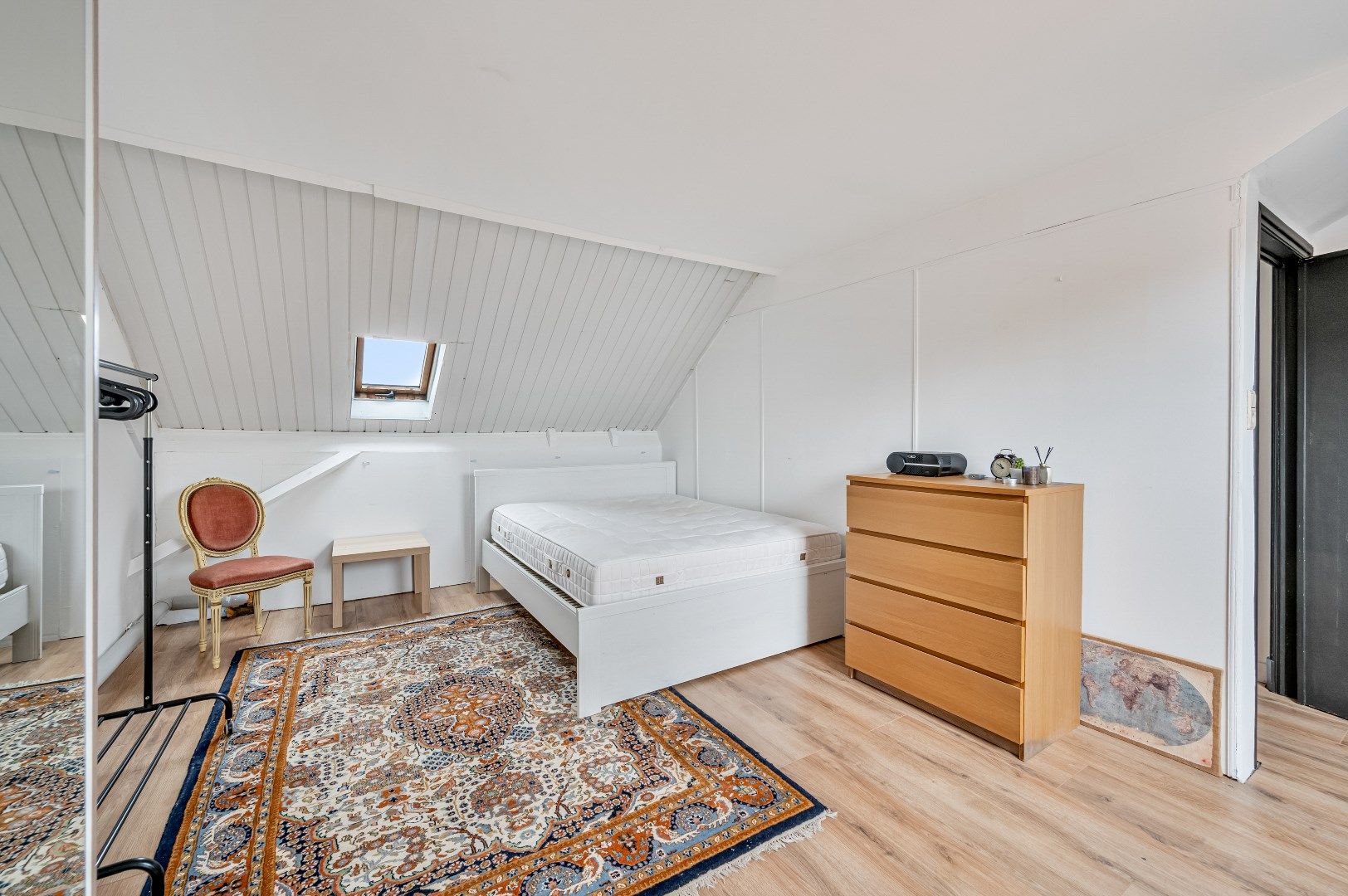 Instapklare woning te Sint-Amandsberg foto 21