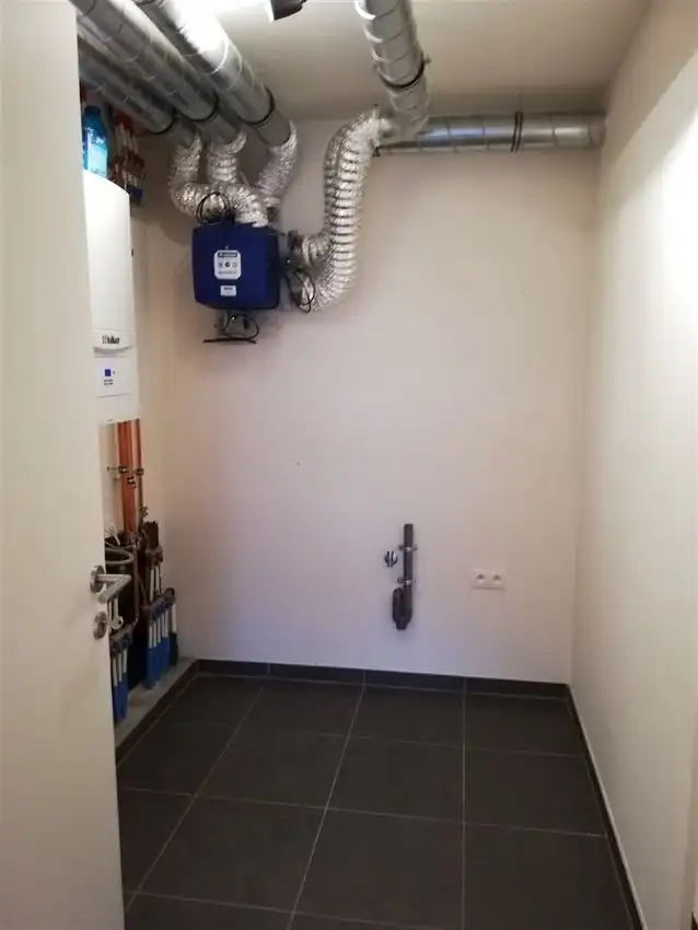 Leuk app.in landelijke stijl met 2 slpk., autostaanplaats en terras foto 11