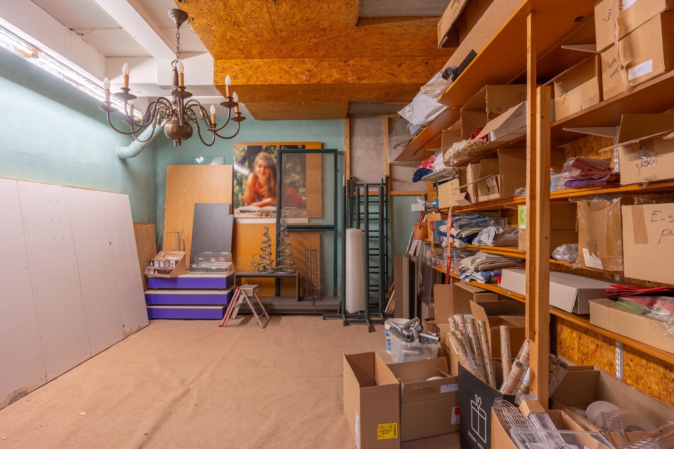 Zeer interessante handelszaak met woonst in Vosselaar foto 48