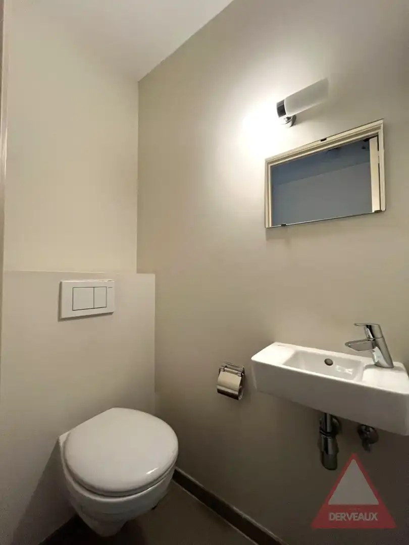 Roeselare - Ruim appartement met 3 slaapkamers en terras nabij het centrum foto 10