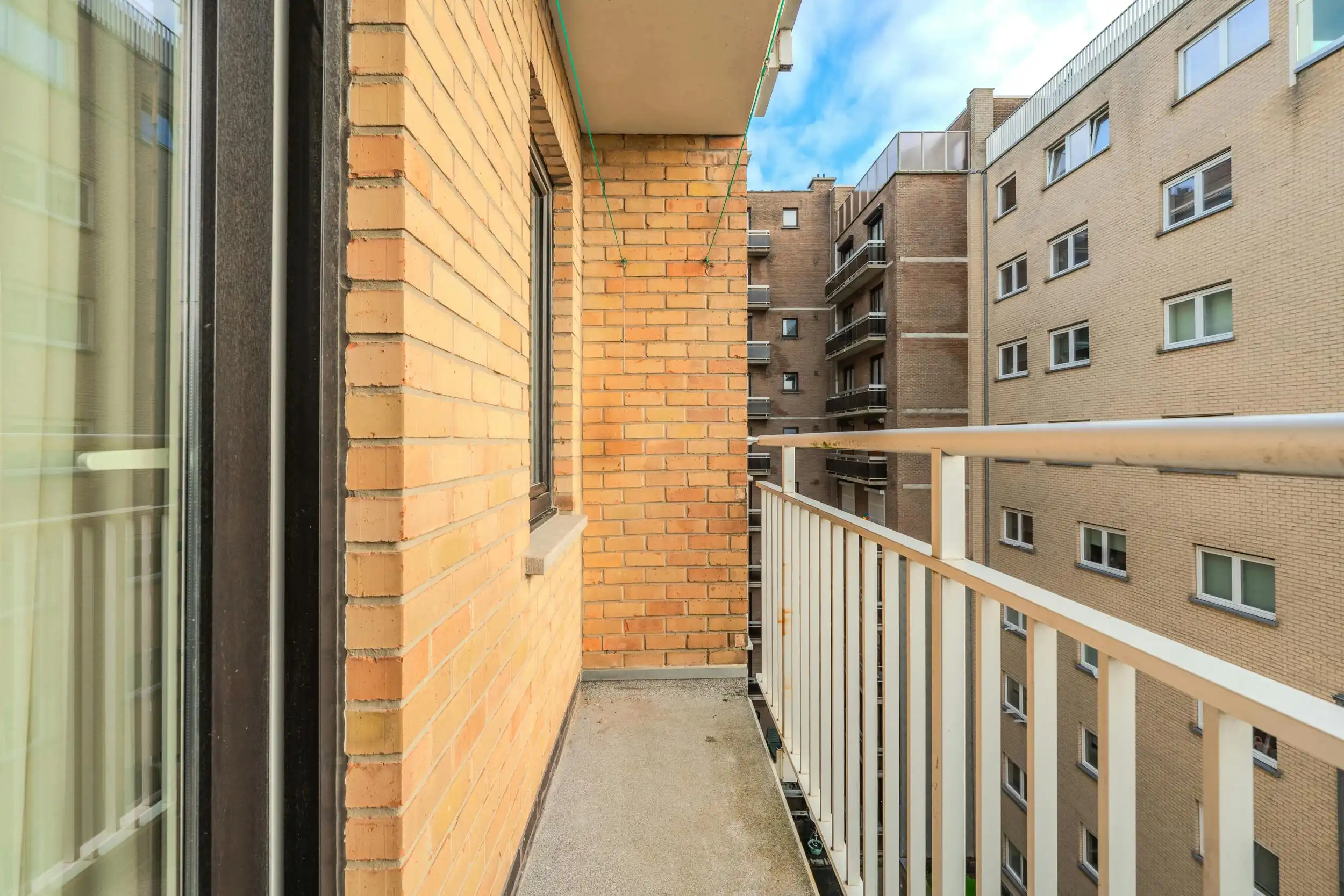 Appartement met 2 slaapkamers en terras op de Zeedijk! foto 16