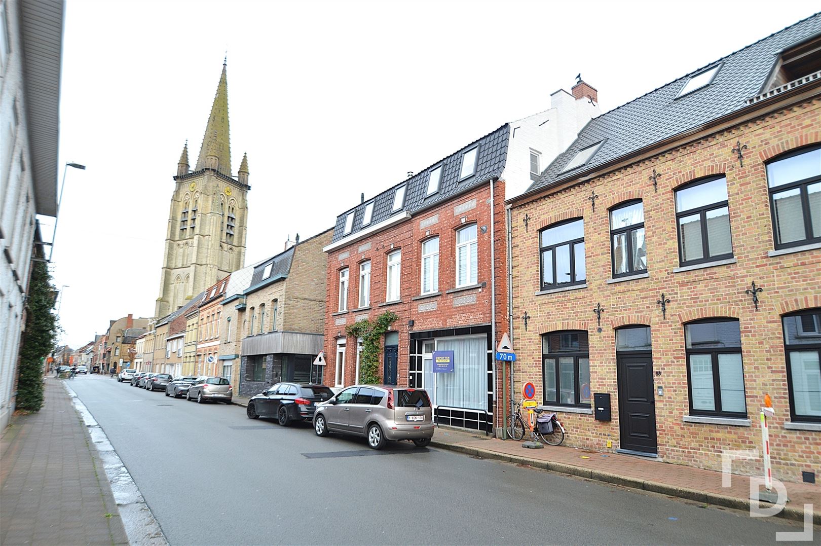 "Gerenoveerde stadswoning in het centrum van Poperinge" foto 29
